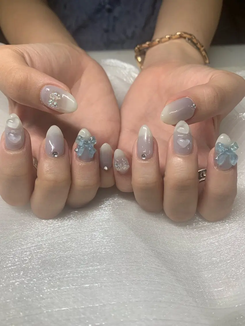 ネイル フレンチネイル ジェルネイル 韓国ネイル マグネットネイル マグネットフレンチ akina nailsのネイルデザイン