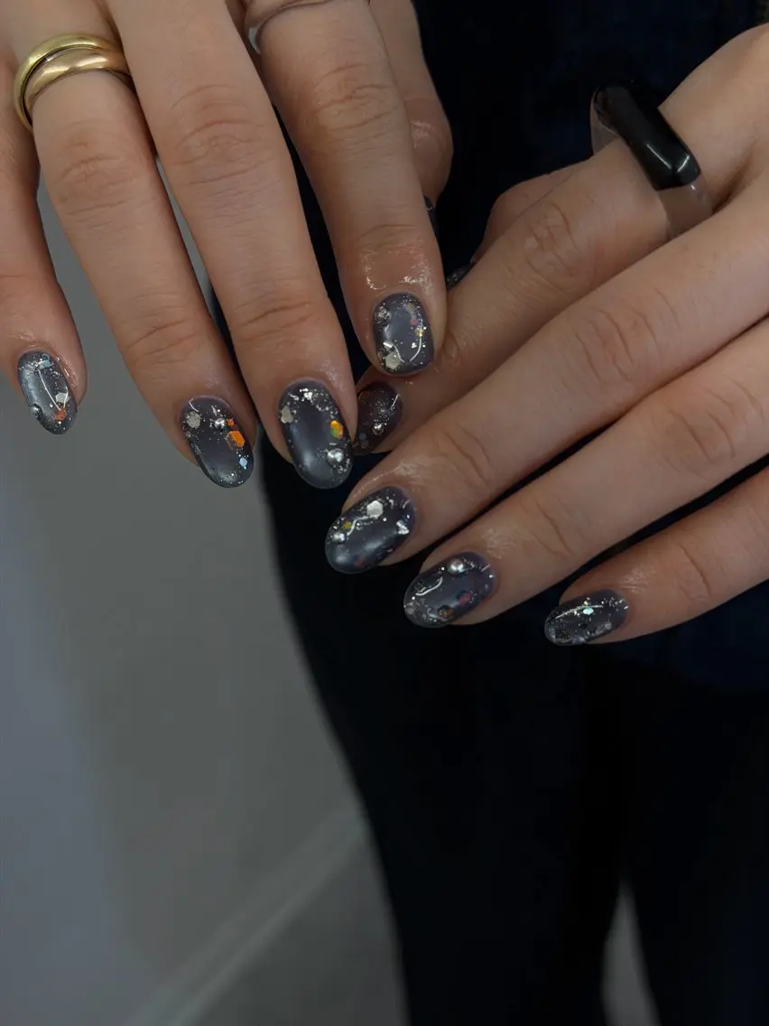 ネイル ジェルネイル キラキラネイル マグネットネイル ネイビー ニュアンスネイル ハンドネイル ハンドケア Bana_ Nailのネイルデザイン