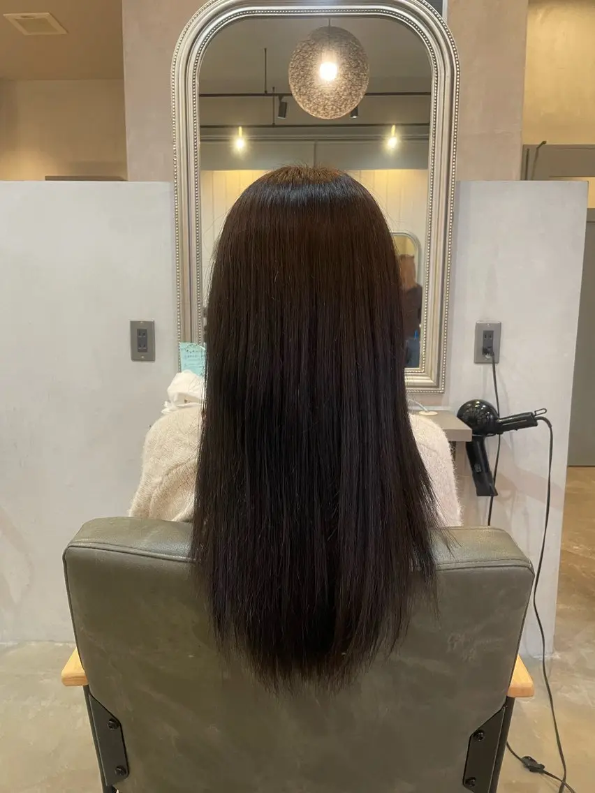 ロング カラー アッシュ アッシュブラウン ブラウンカラー 金木 洸瑠のヘアスタイル