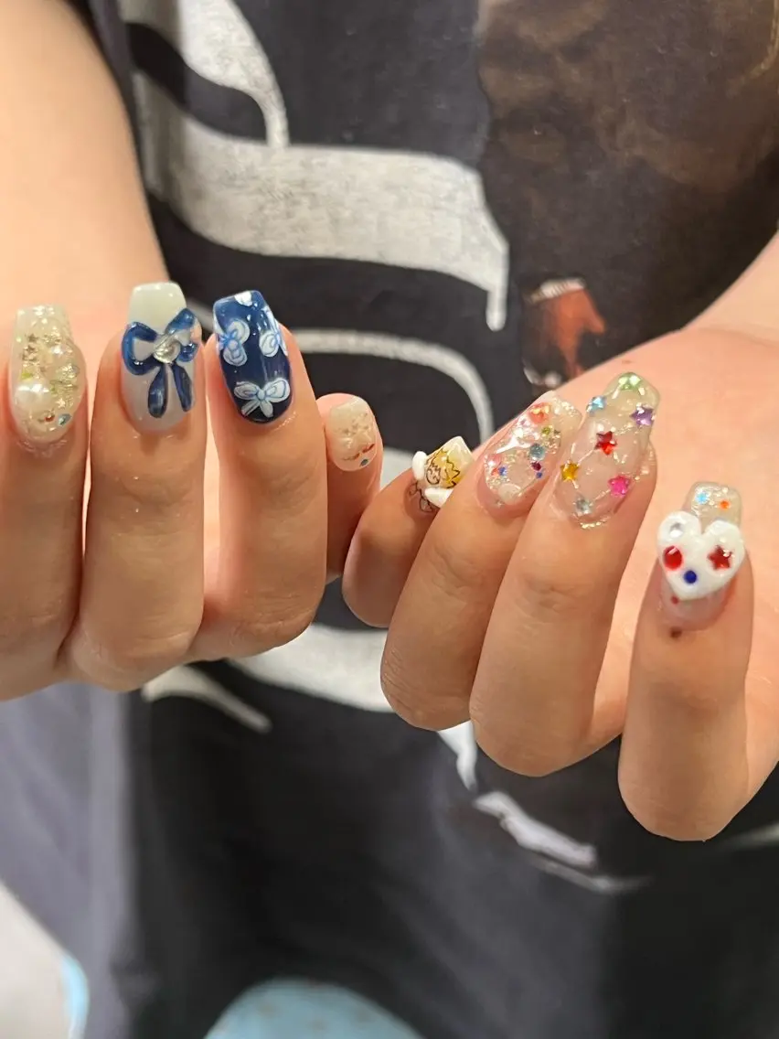 ネイル ハンドネイル フットネイル Hata nail 🎀個性派ニュアンスのネイルデザイン