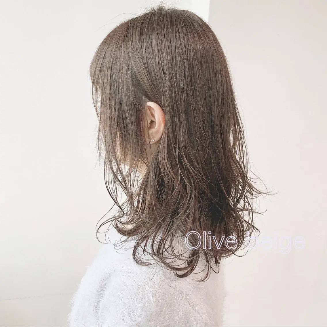 ロング カラー ヘアアレンジ ベージュカラー オリーブベージュ 𓏸レイヤー髪質改善 透けカラーカノン🫧のヘアスタイル