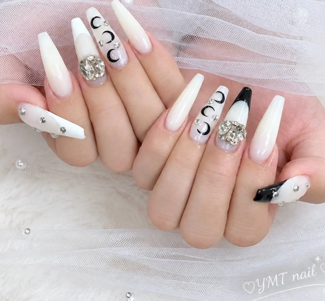 ネイル ハンドネイル mochi nailsのネイルデザイン