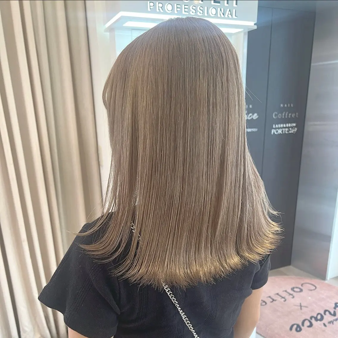 ミディアム カラー ベージュカラー ブリーチ ヘアカラー トリートメント 🎀女性専門サロン RION🌸のヘアスタイル