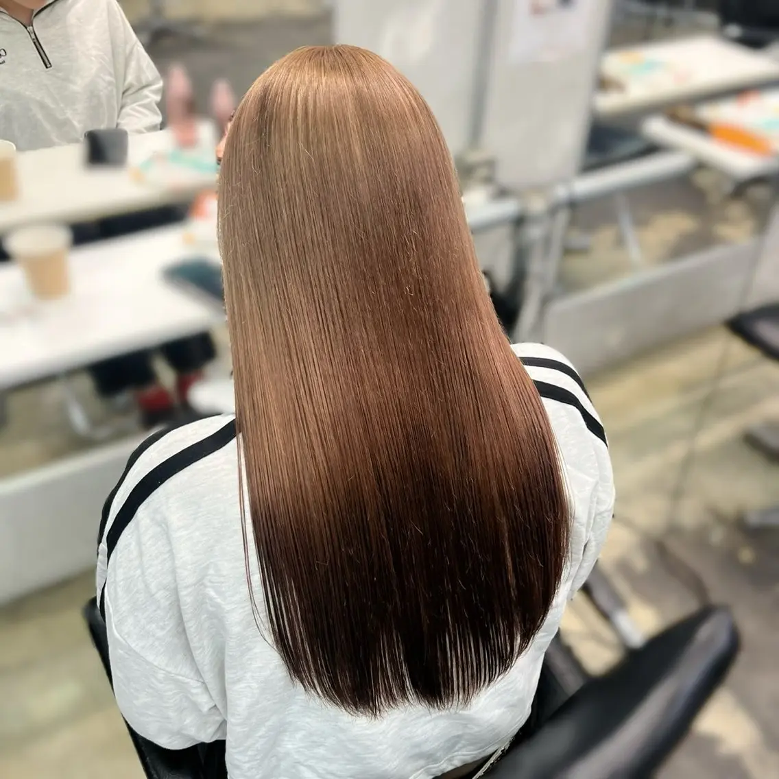 セミロング カラー ヘアアレンジ ヘアカラー トリートメント 🍀淡色×ブリーチ/ ベージュ✨RINOのヘアスタイル