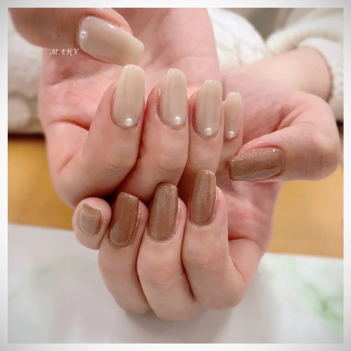 ネイル マグネットネイル ニュアンスネイル ワンカラーネイル ハンドネイル Mary nail .narumiのネイルデザイン