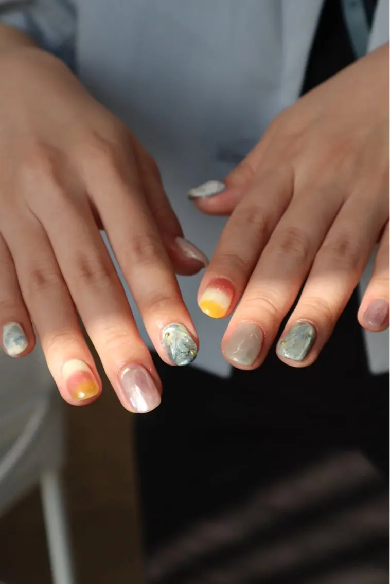 ネイル オーロラネイル ハンドネイル chika / nailのネイルデザイン