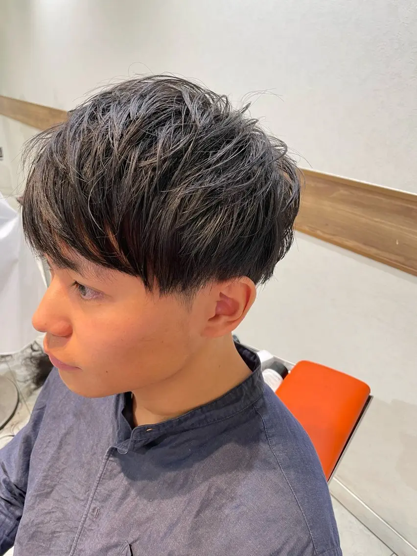 ミディアム レイヤーカット メンズ得意✂︎ 磯野歩夢のヘアスタイル
