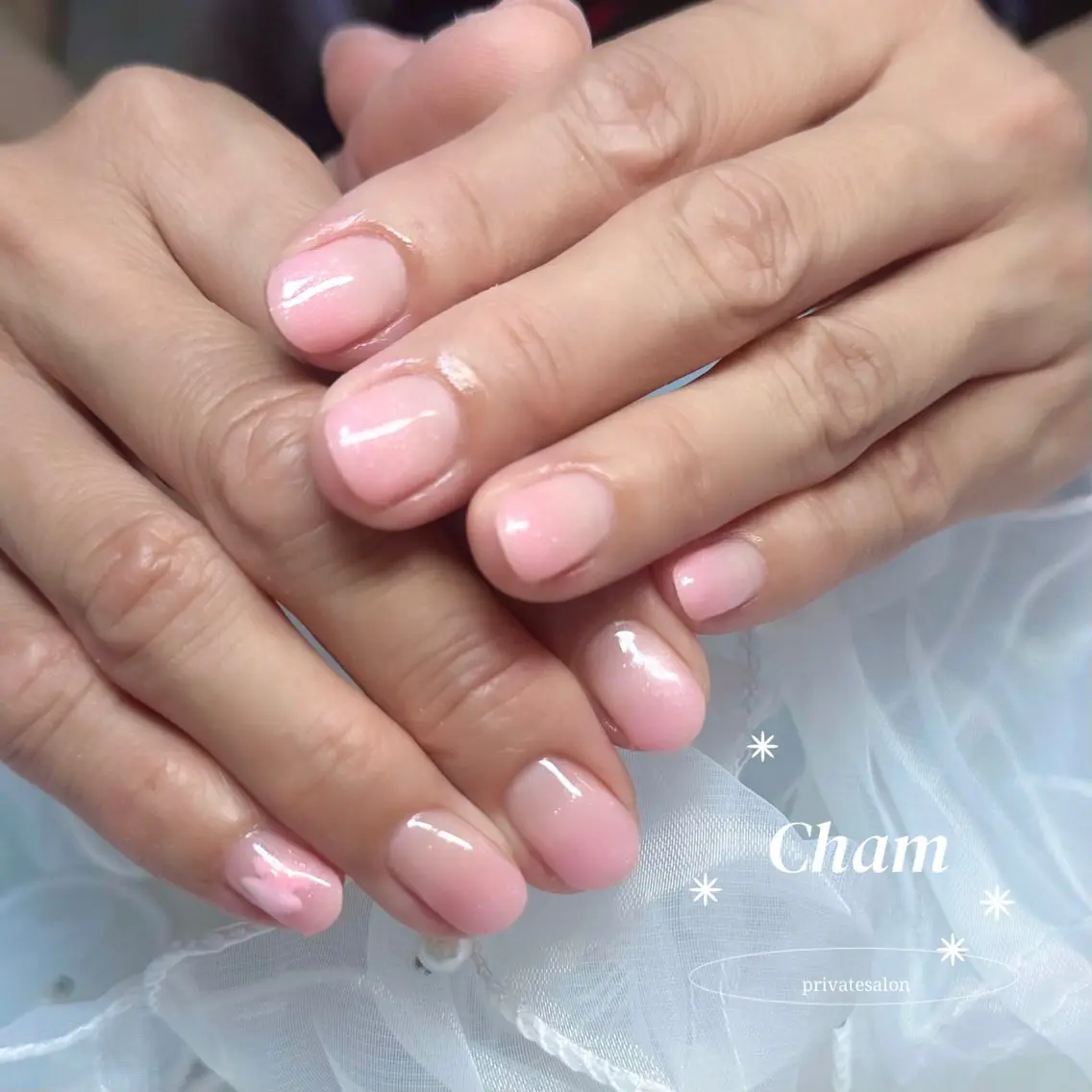 ネイル グラデーション ピンク Cham Haruneのネイルデザイン