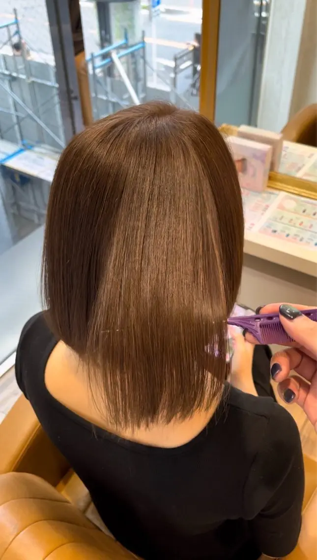 ショート カラー グレージュ トリートメント ブリーチなしWカラー レイヤー/Rickyのヘアスタイル