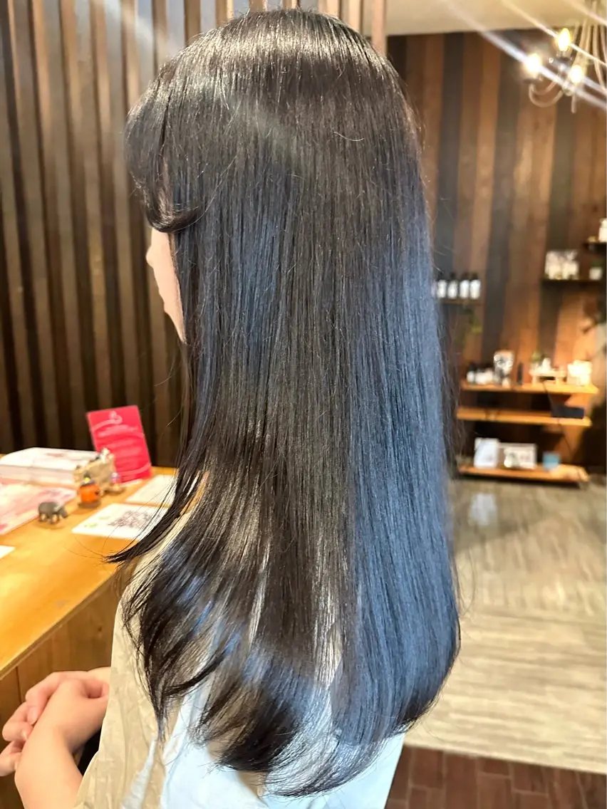 ロング カラー 透明感カラー グレージュ ヘアカラー BRANCHÉ小牧/ 西尾 美月のヘアスタイル