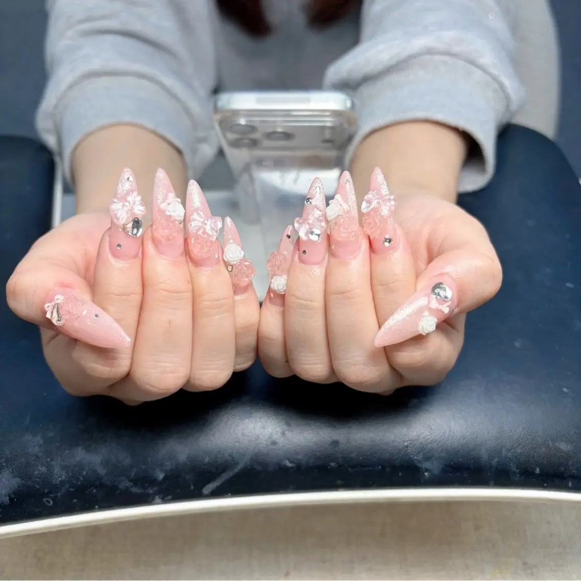 ネイル ハンドネイル Luna Nail.Novaのネイルデザイン