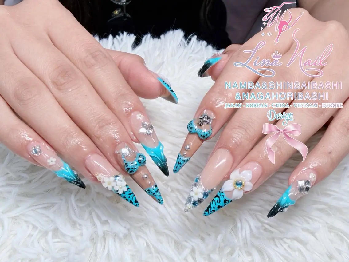 セミロング ハンドネイル Linanail Nambaのネイルデザイン