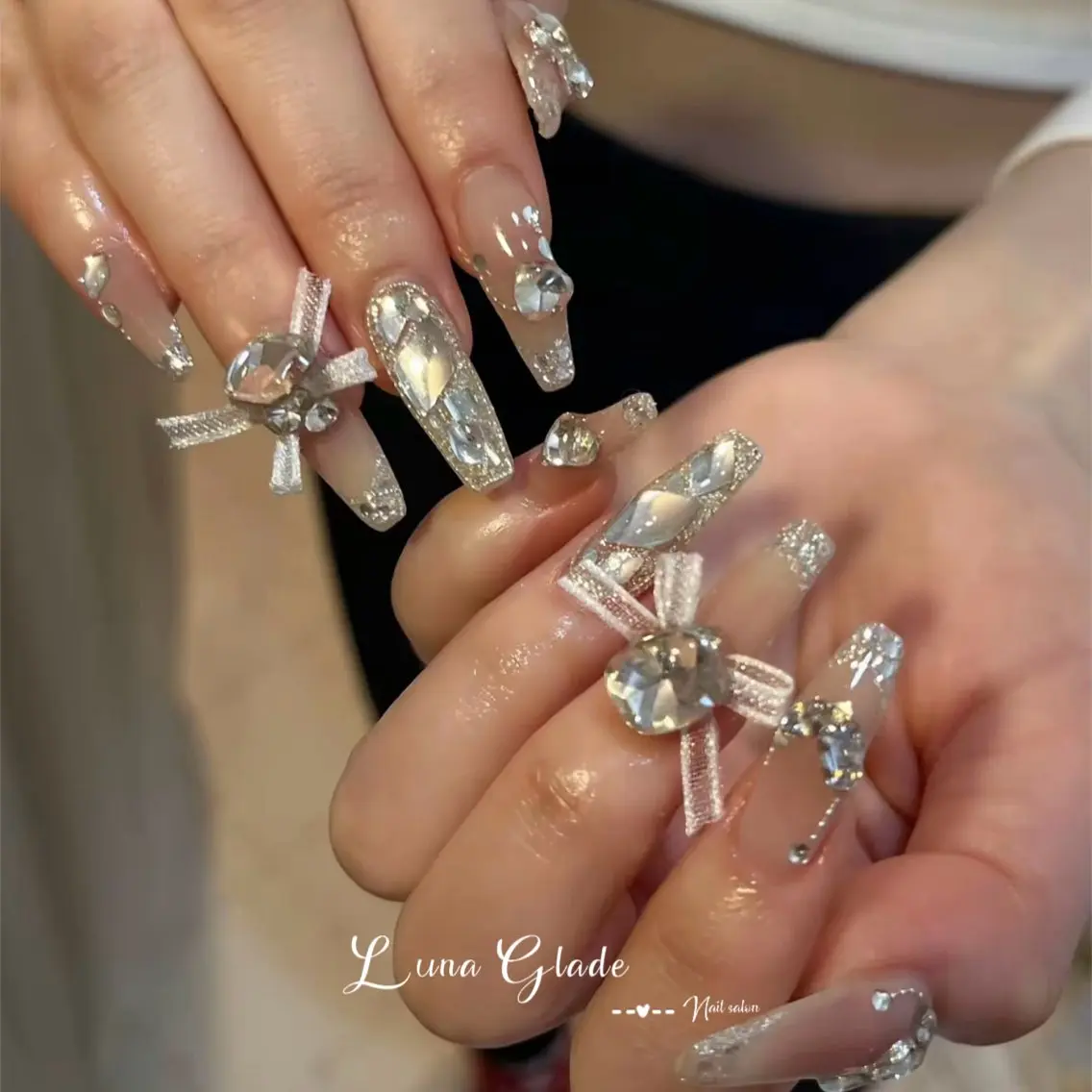 ネイル ハンドネイル Luna Gladeのネイルデザイン