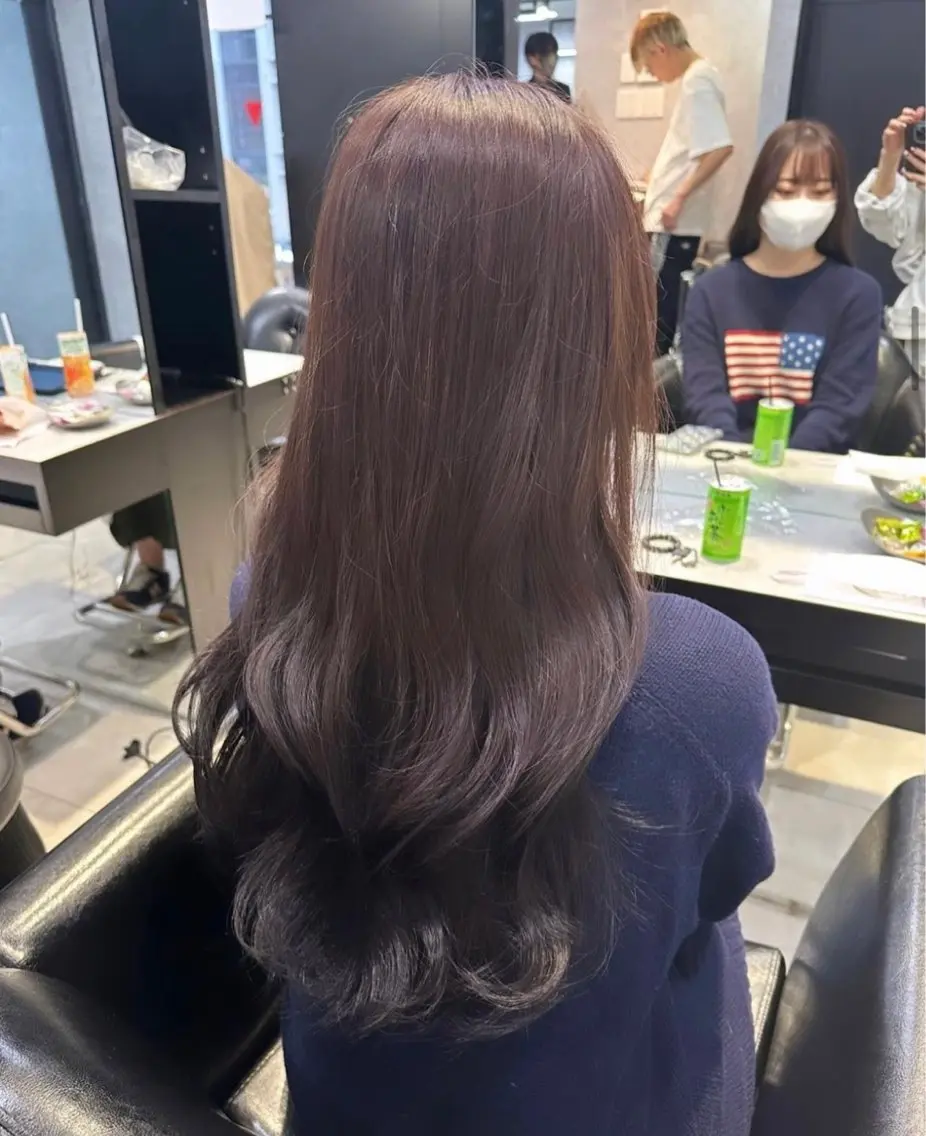ロング カラー ヘアカラー トリートメント Fi-Ne原宿店店長 プルエクNANAMIのヘアスタイル