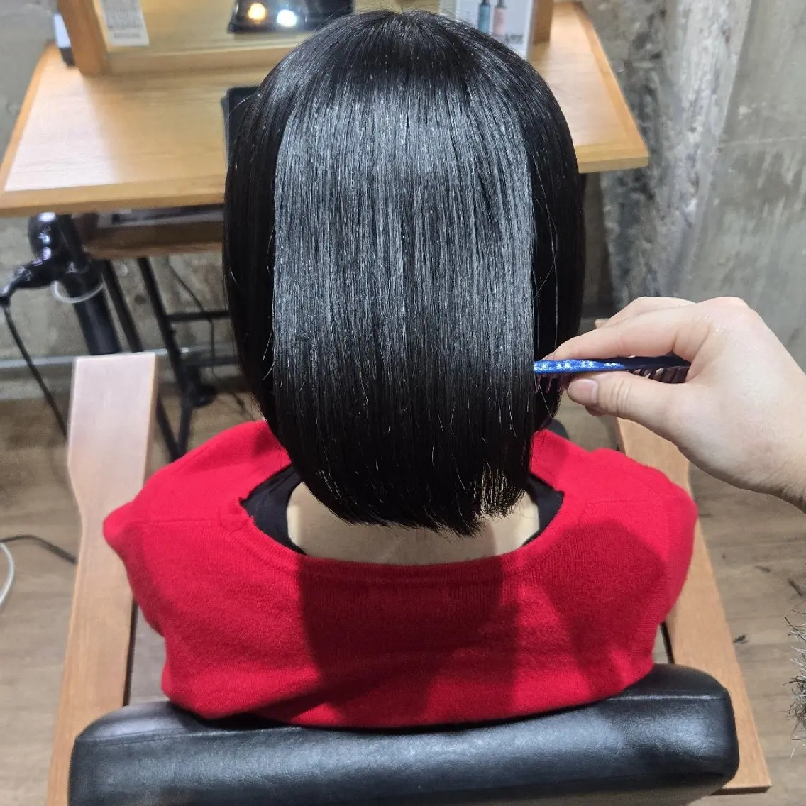 ミディアム ヘアカラー トリートメント 艶髪縮毛矯正×透明感 カラー◎mikuのヘアスタイル