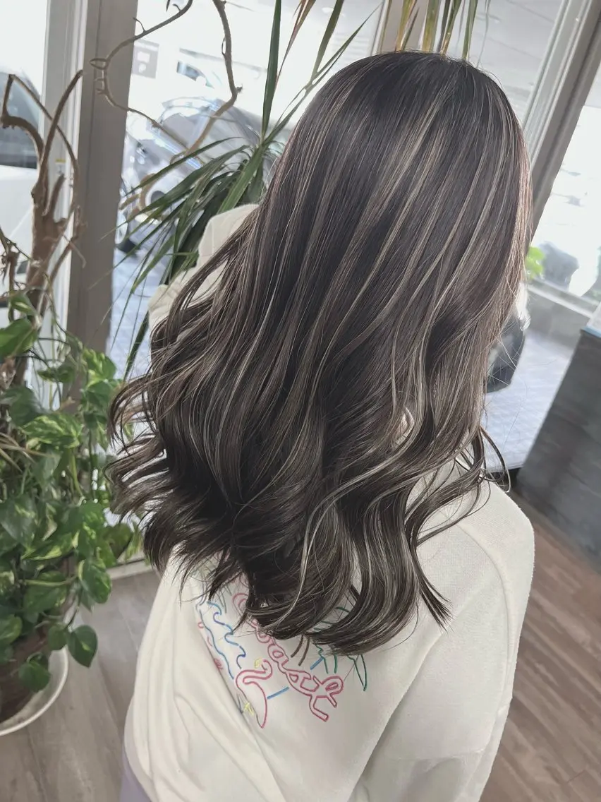 ロング カラー ヘアカラー 🌙⟡ 大船/モデル 募集CHIKA🌙のヘアスタイル