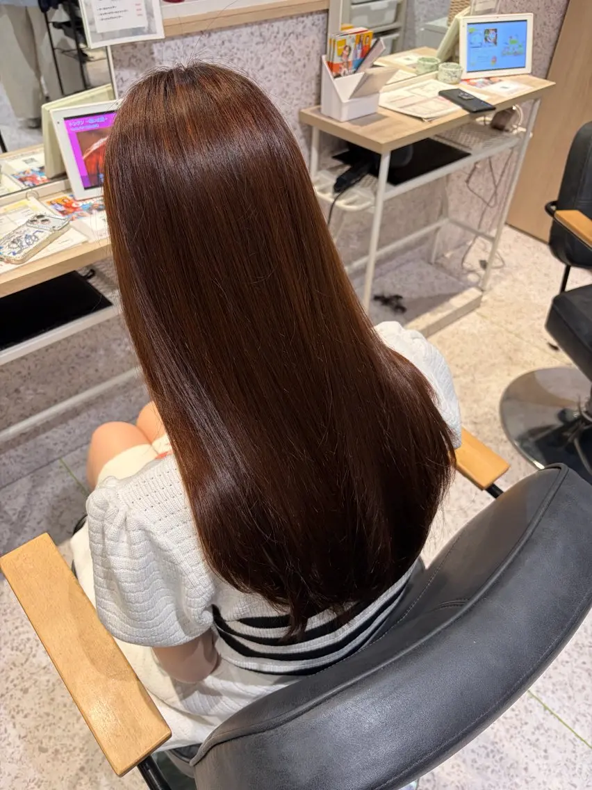 ロング カラー ヘアカラー 柳井 希美のヘアスタイル