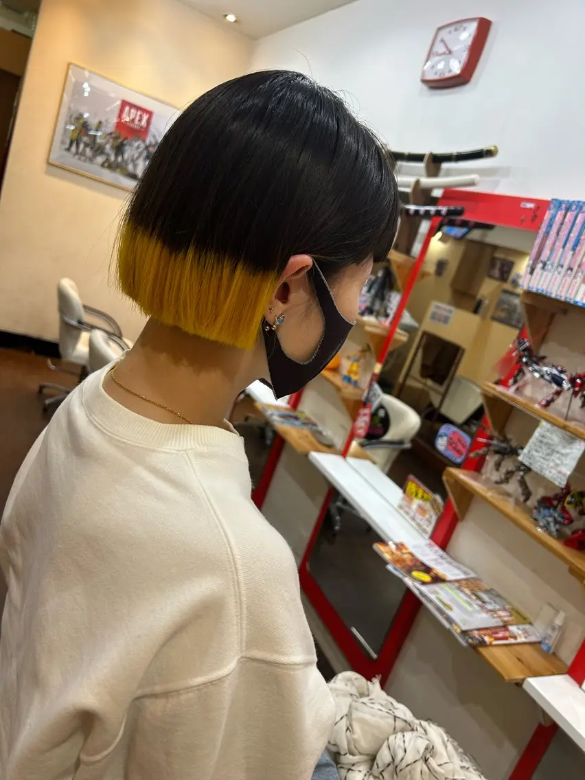 ショート カラー ヘアアレンジ イエローカラー 今村公介 ブリーチ特化、派手髪のヘアスタイル