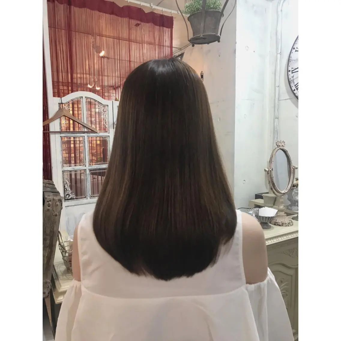 セミロング カラー マエダ カズエ🫶 coronahairのヘアスタイル