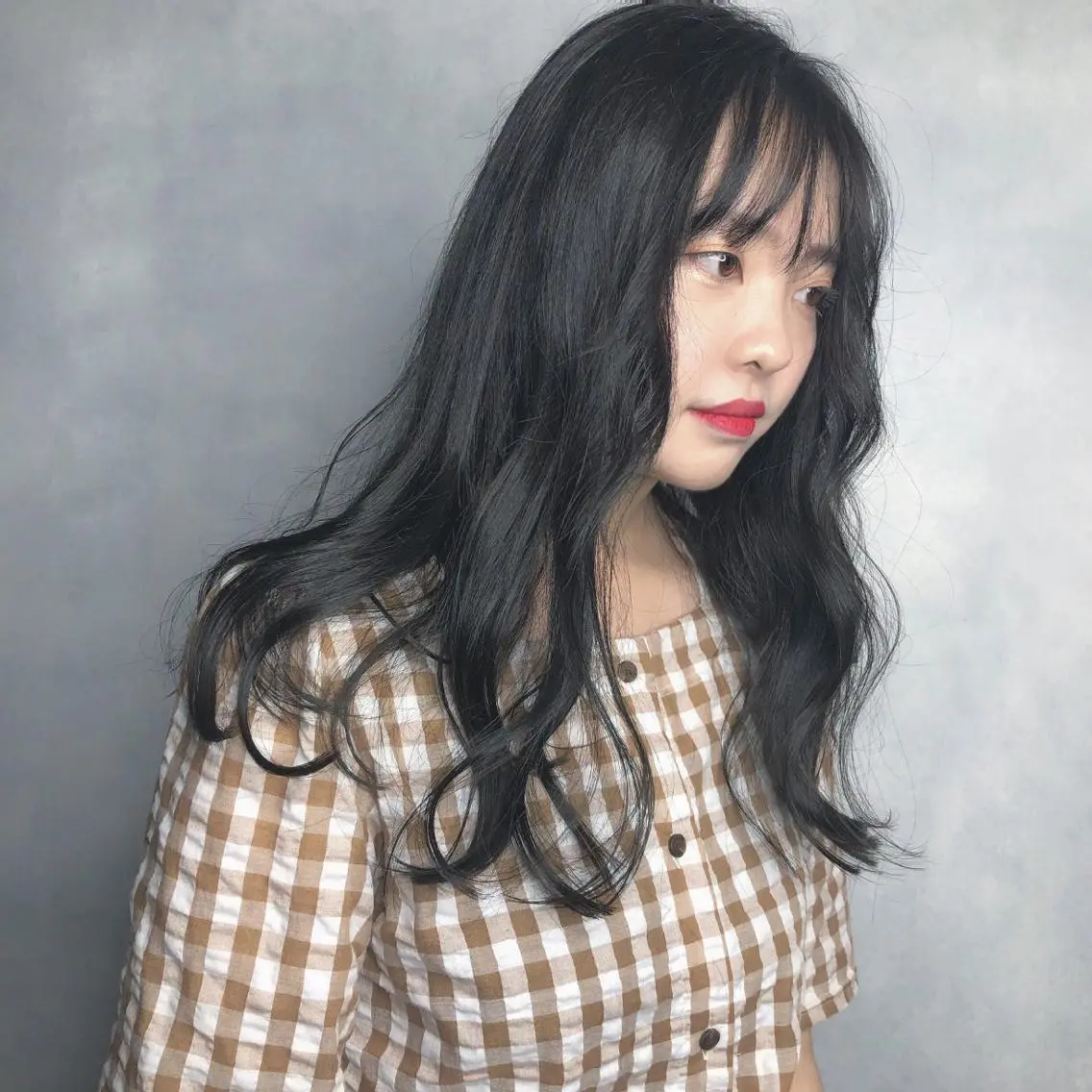 ロング カラー アディクシーカラー アッシュ 黒髪 韓国風ヘア ORIKA 美容室のヘアスタイル