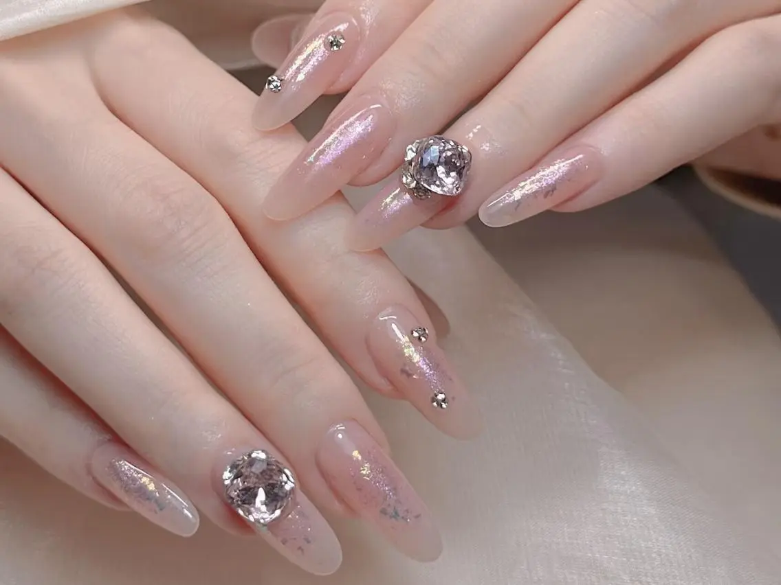 ネイル MoonNail SALONのネイルデザイン