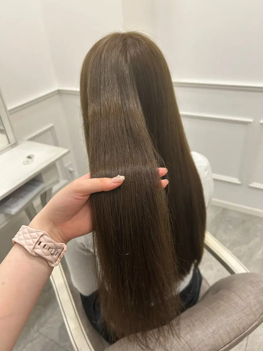 カット+ブリーチなしWカラー+3STEPトリートメントの写真