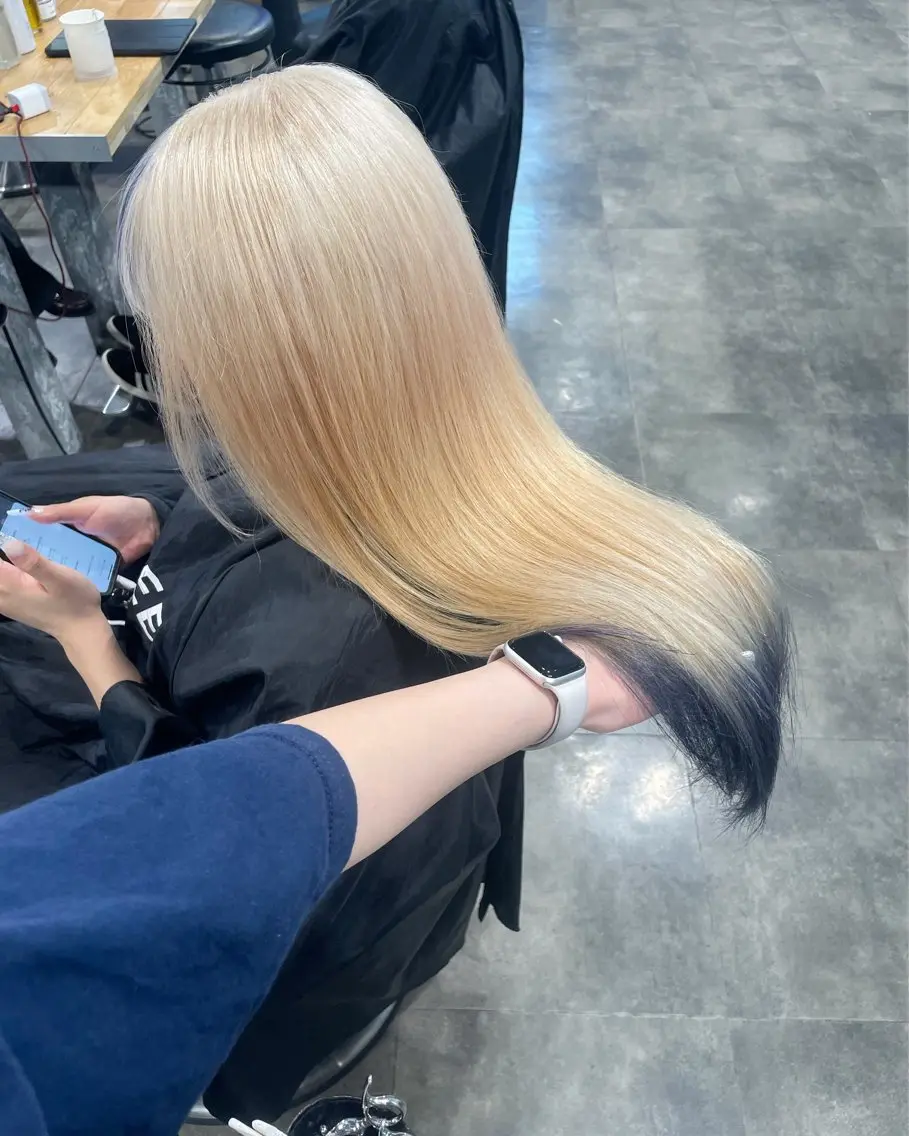 ロング カラー ハイトーン 横浜💞ミオのヘアスタイル