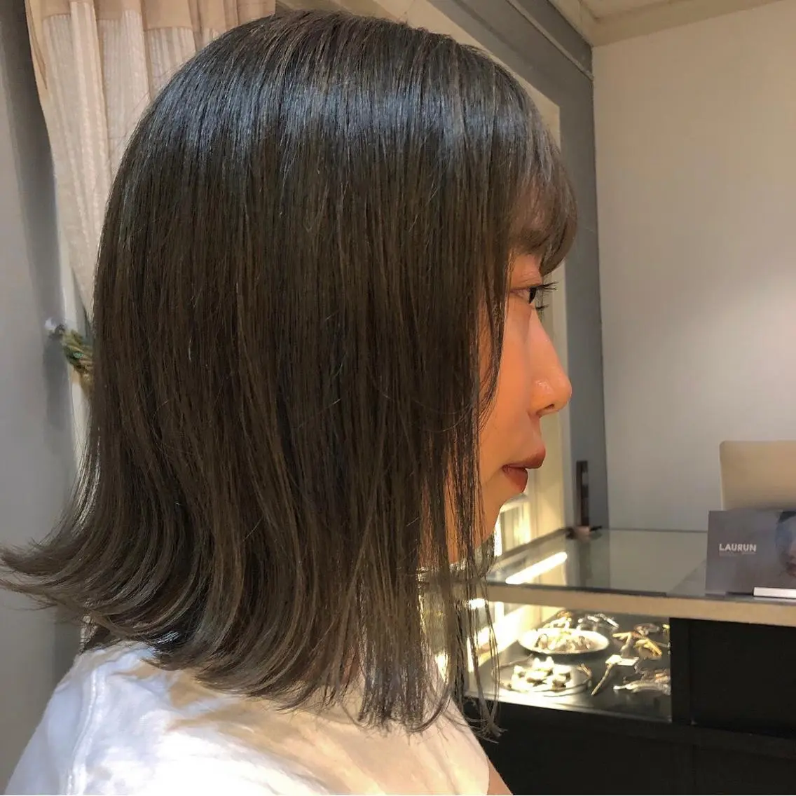 ミディアム カラー eri kinjoのヘアスタイル