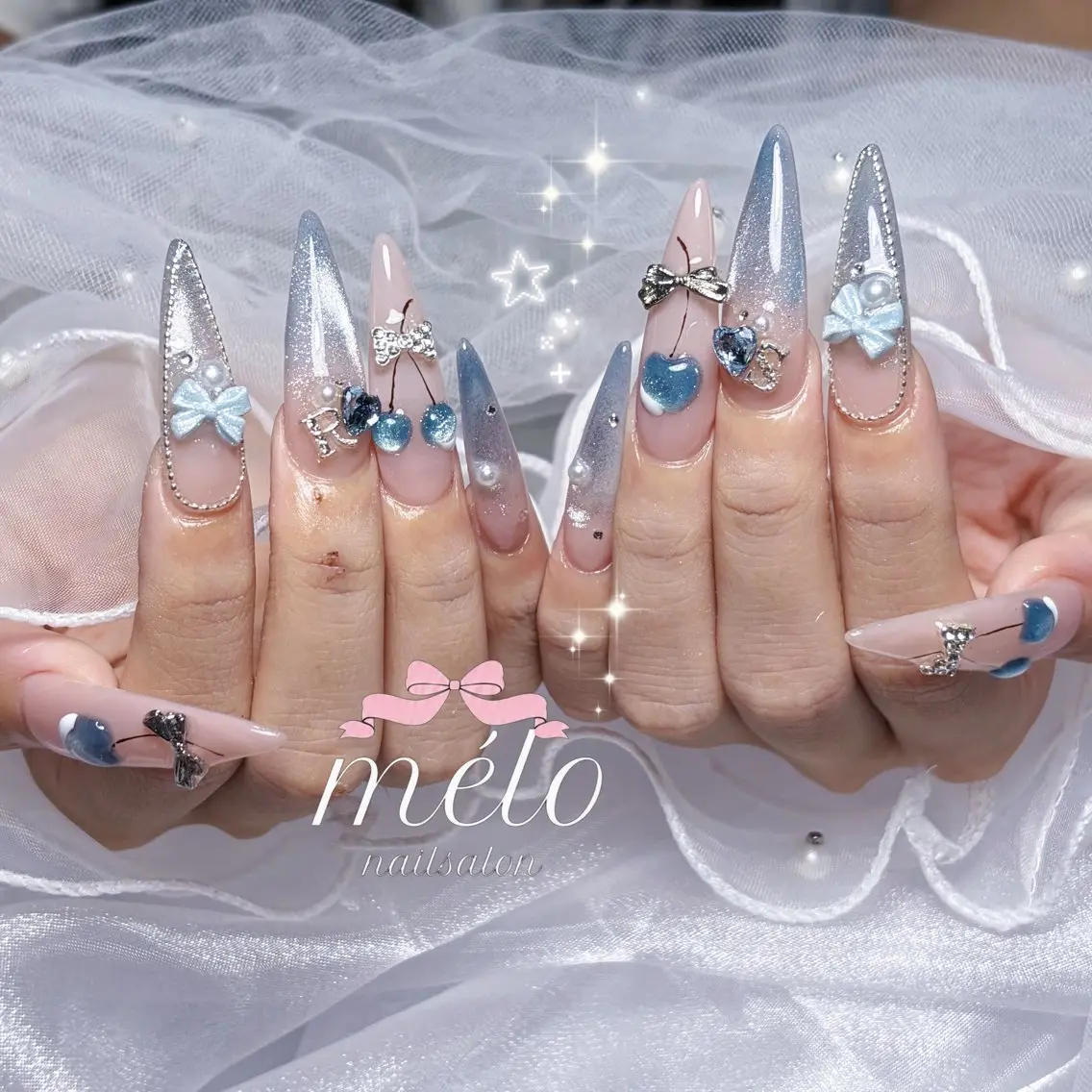 ネイル ハンドネイル 𝒦𝐸𝐼𝒩𝒜 ♡のネイルデザイン