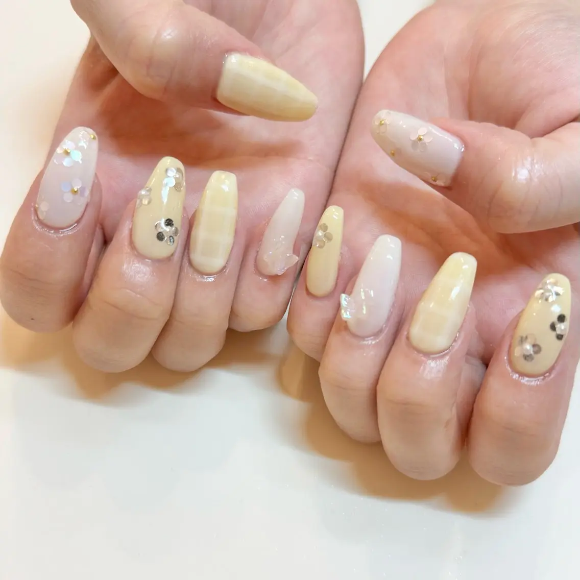 ネイル ハンドネイル 藤原 みゆのネイルデザイン