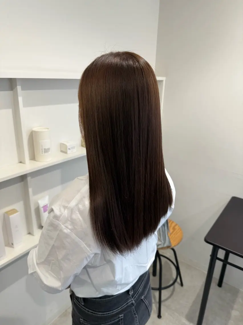 セミロング カラー ブラウンカラー ショコラブラウン カットモデル yumekaのヘアスタイル