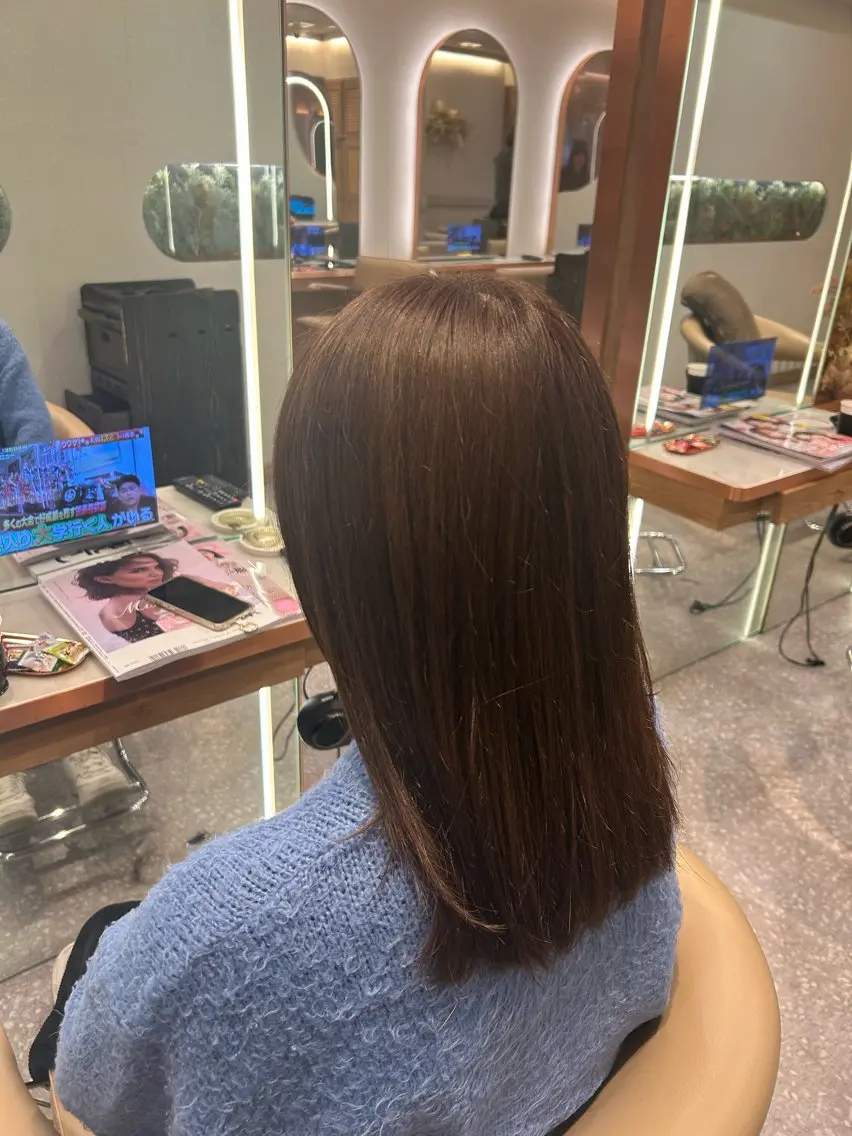 ミディアム 小山 遥得のヘアスタイル