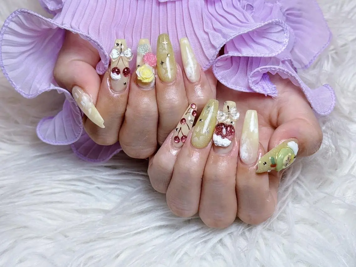 ネイル ハンドネイル 🩵Yun nail Salon 🩵のネイルデザイン