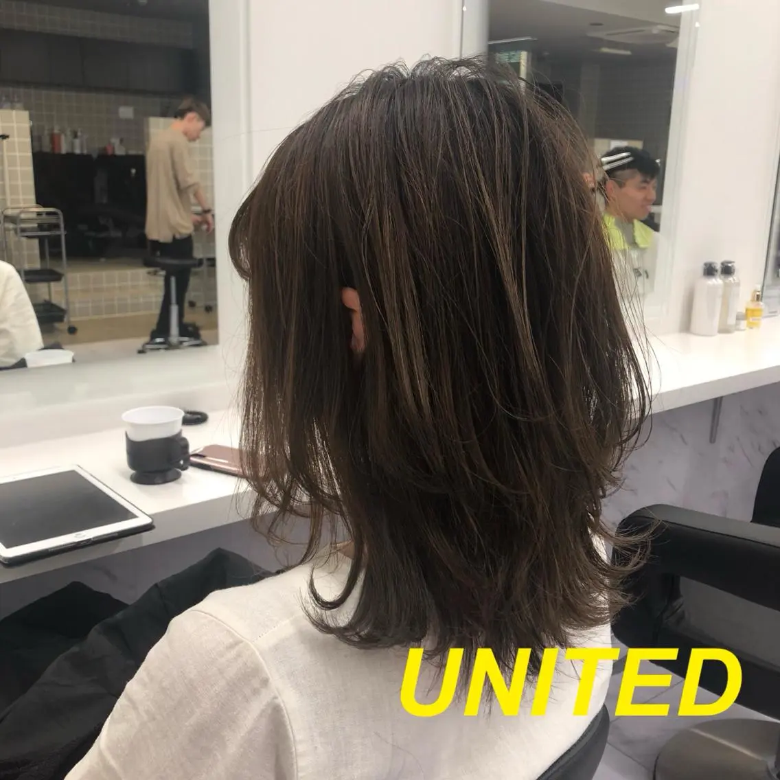 ミディアム カラー グラデーションカラー ウルフカット 🤎カラー比率90% 🤍TAKAYAのヘアスタイル