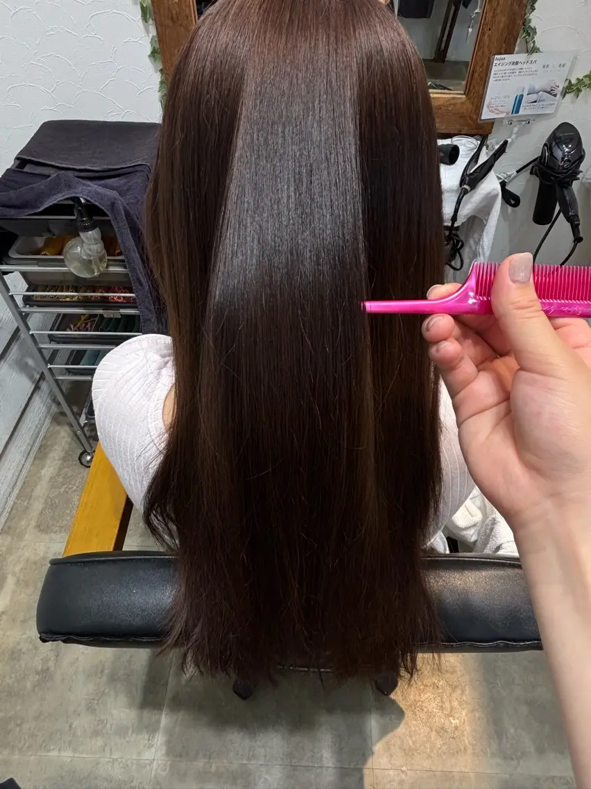 ロング トリートメント 雨宮 心花のヘアスタイル