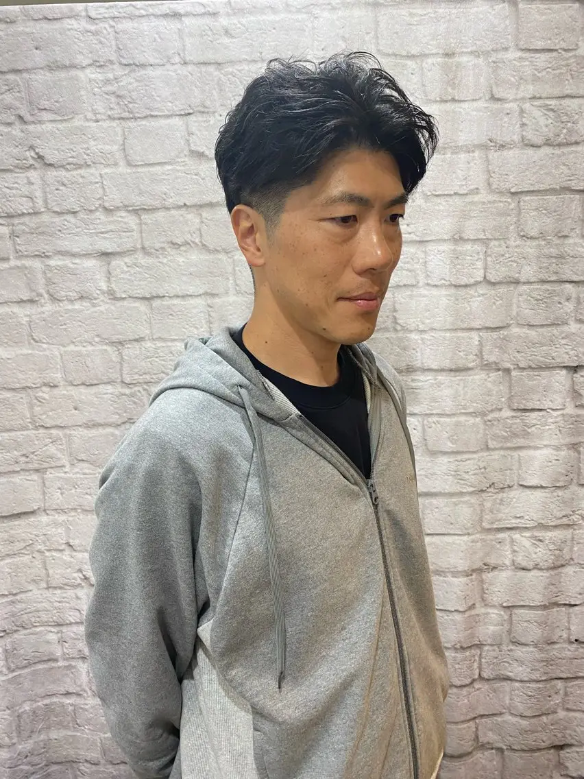 ミディアム メンズ ツーブロック グレイスフルバーバー 赤坂見附店 前田真政のヘアスタイル