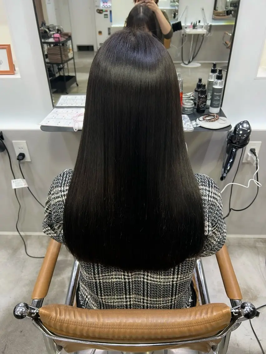ロング カラー 透明感カラー グレージュ 🧣艶カラー・ヘア セット Chie🧸のヘアスタイル