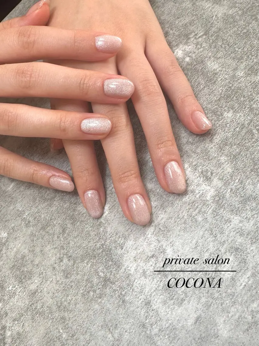 ネイル マグネットネイル マグネットワンカラー ワンカラーネイル ハンドネイル プライベートサロン nailcoconaのネイルデザイン
