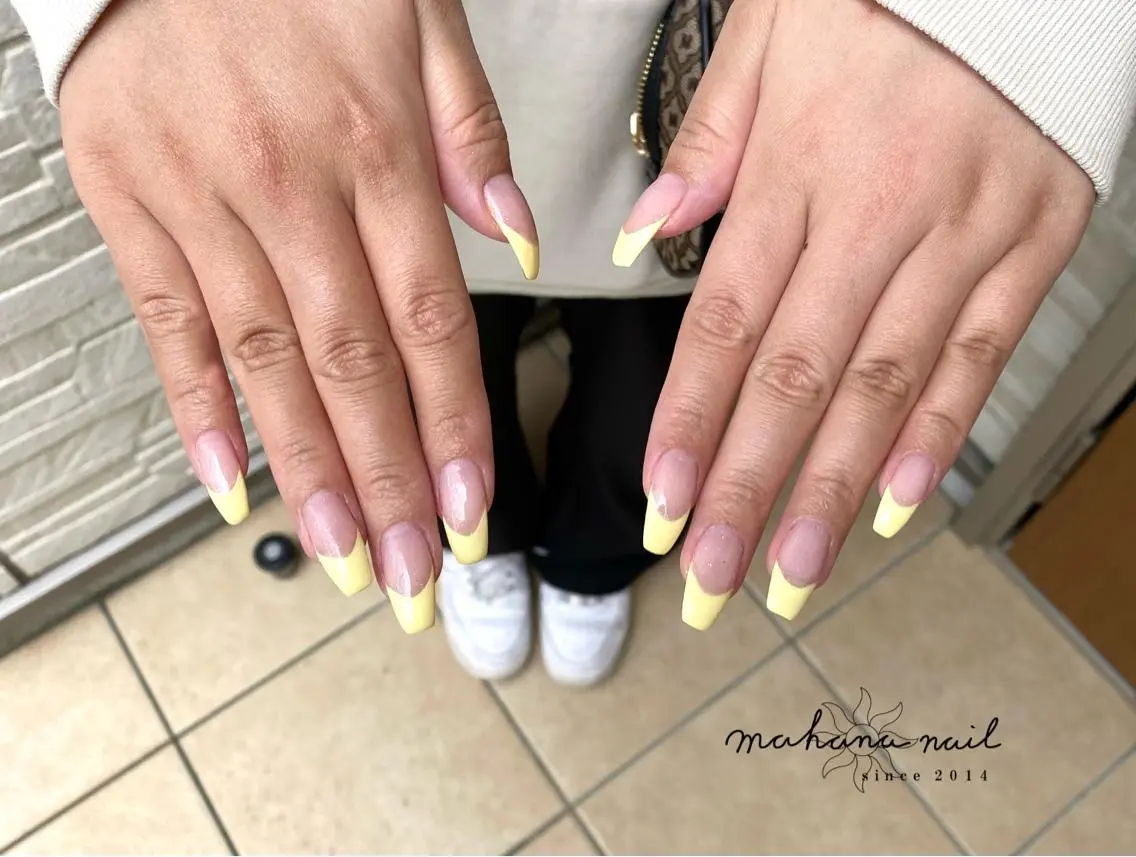 ネイル フレンチネイル キラキラネイル mahana nailのネイルデザイン