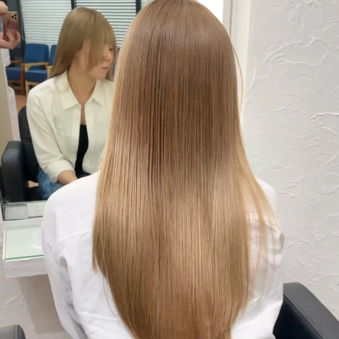 ロング カラー ベージュカラー ブリーチ ケアブリーチ デザインカラー ハイトーンカラー ヘアカラー トリートメント ブリーチなしピンク 赤井龍斗のヘアスタイル
