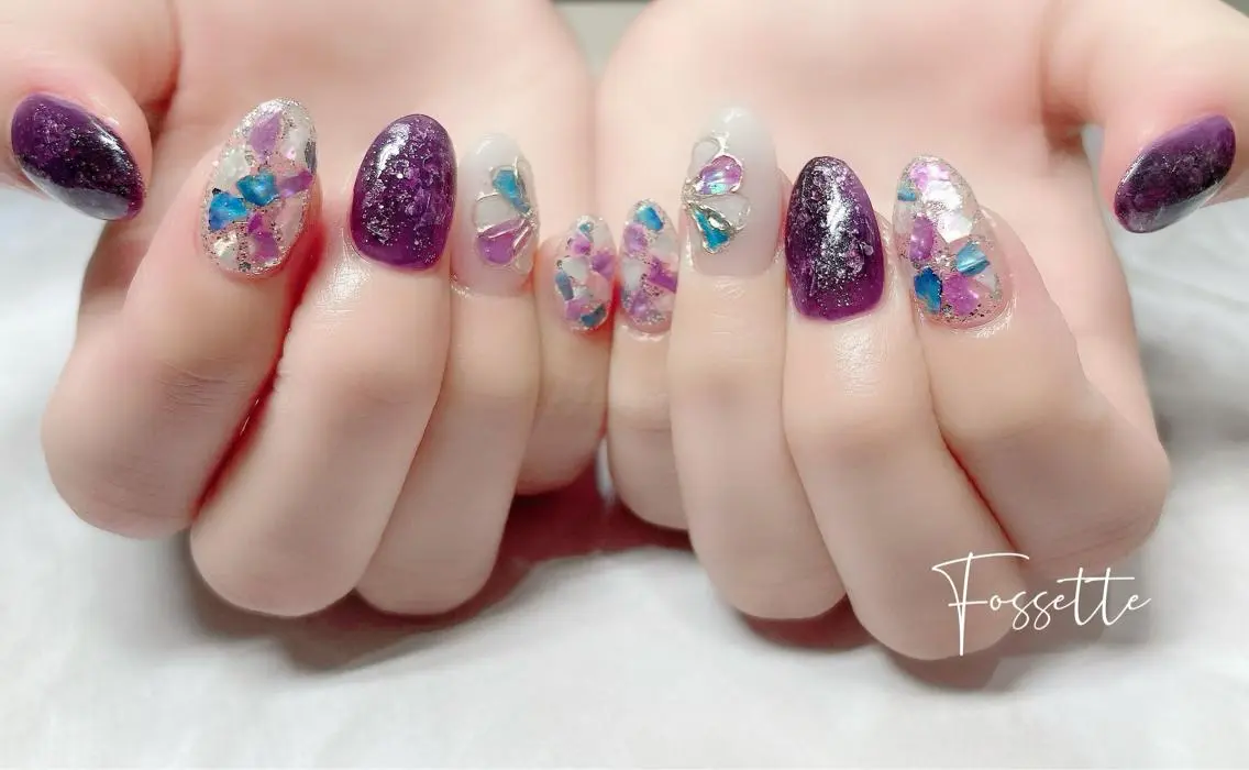 ネイル フラワーネイル ニュアンスネイル パープル ハンドネイル nailsalon Fossetteのネイルデザイン