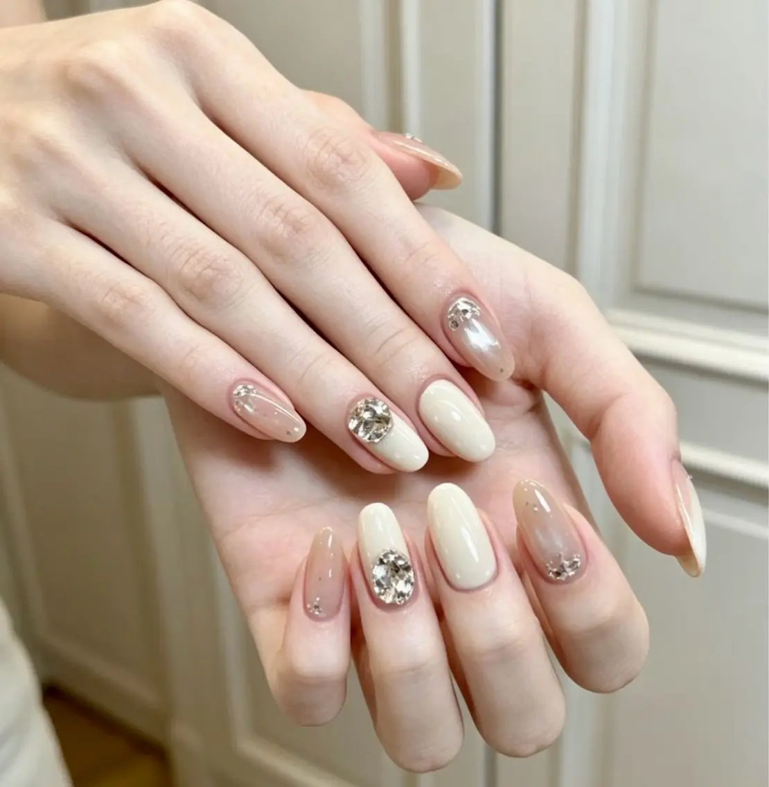 ネイル オーロラネイル べっ甲ネイル チークネイル 成人式 長さ出し ハンドネイル ハンドケア For you. Nail Salonのネイルデザイン