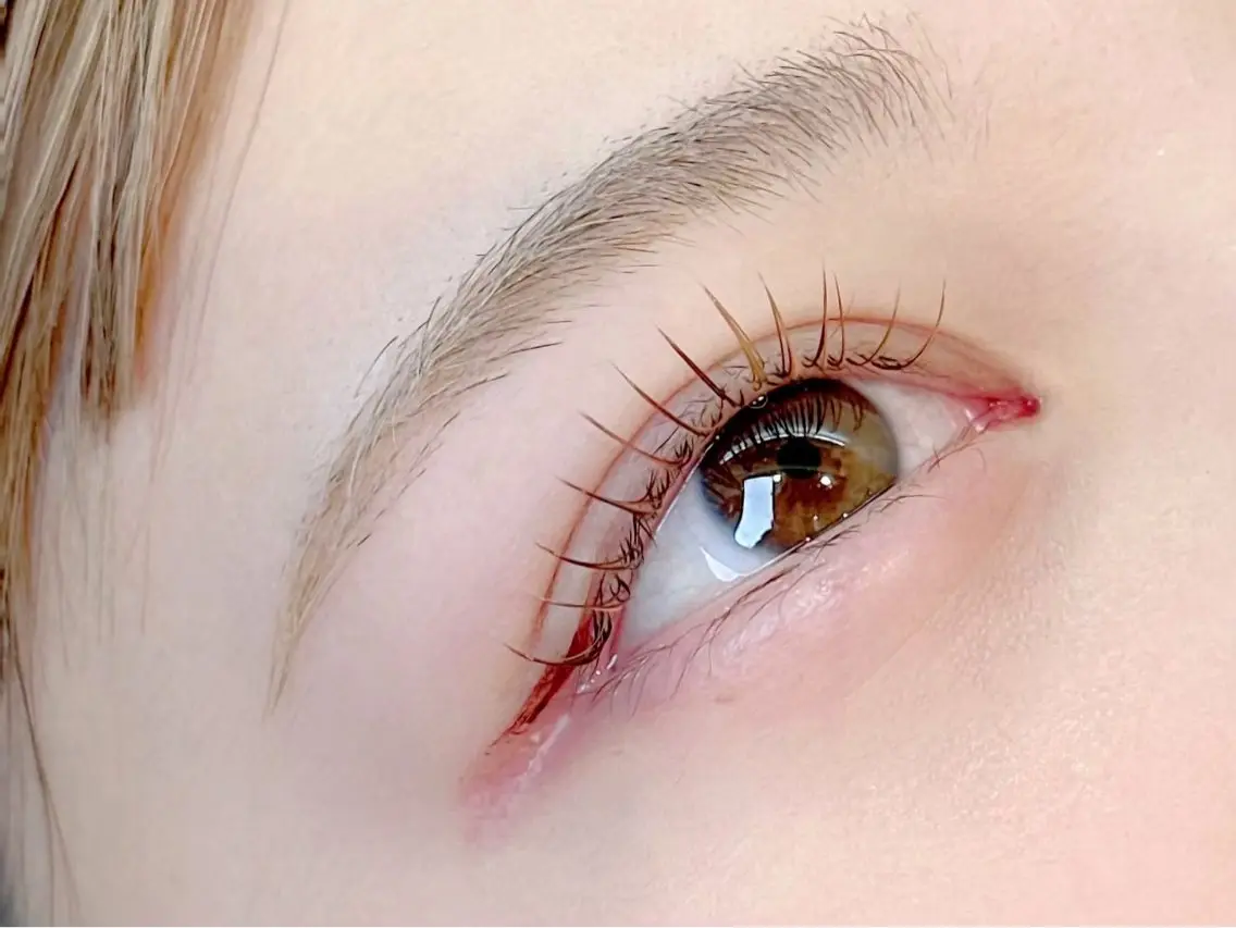 マツエク・マツパ マツエク AKARI ZENの眉毛・アイブロウイメージ
