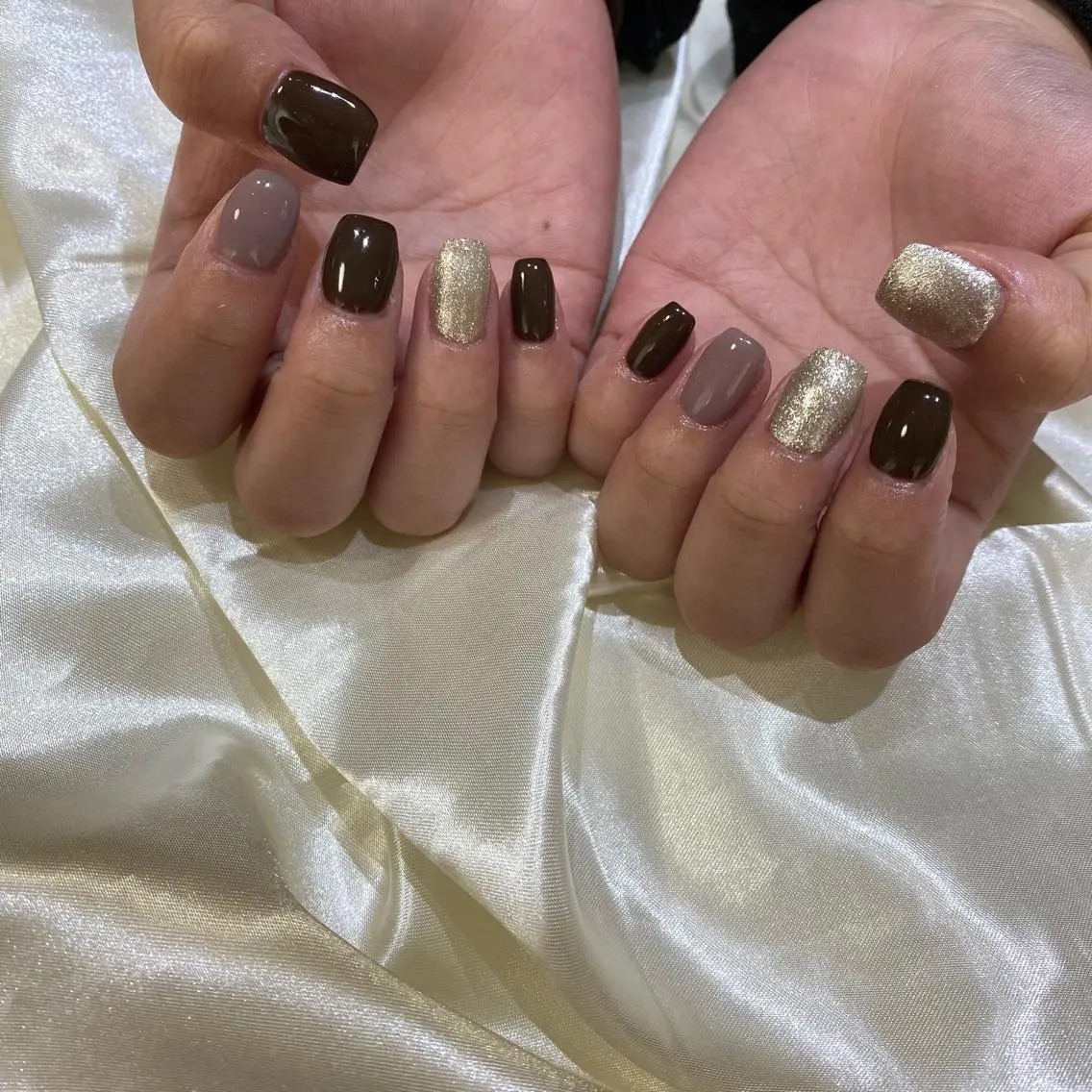 ネイル ハンドネイル 西岡 杏のネイルデザイン