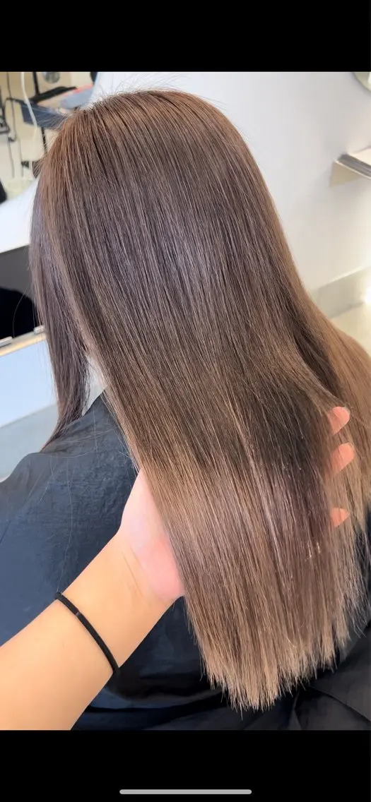 セミロング カラー アッシュ 透明感カラー グラデーションカラー オレンジ カット ヘアカラー coeur/ ひなたのヘアスタイル