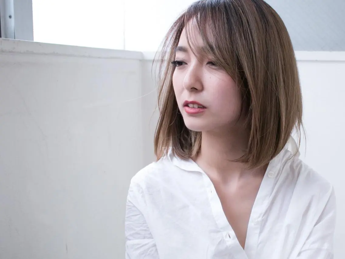 ショート 美髪矯正・レイヤー 倉友哉のヘアスタイル