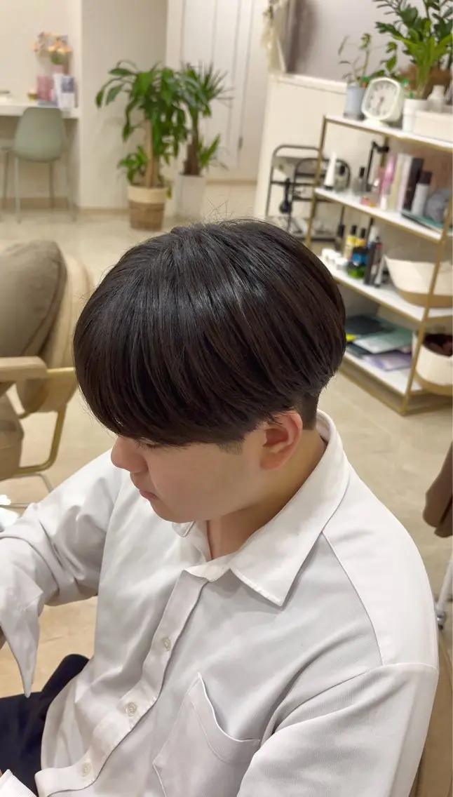 ミディアム メンズ マッシュ 学生（メンズ向け） シースルーマッシュ 学生 年間指名数1000↑ 🔥メンズ特化/武蔵のヘアスタイル