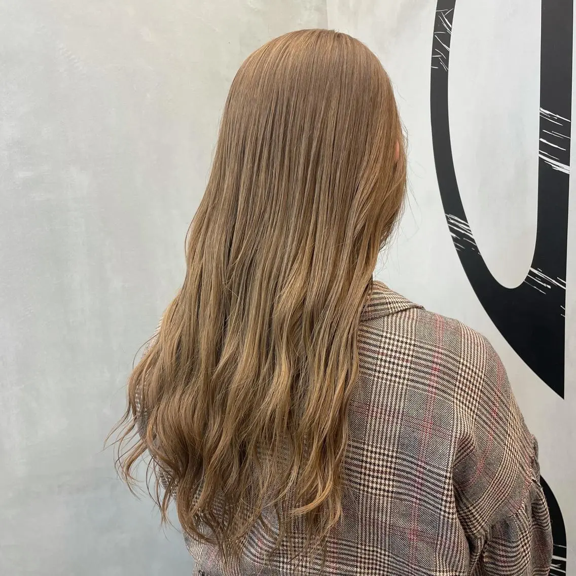 ロング 🫧艶髪/ブリーチ 🐳honami🫧のヘアスタイル