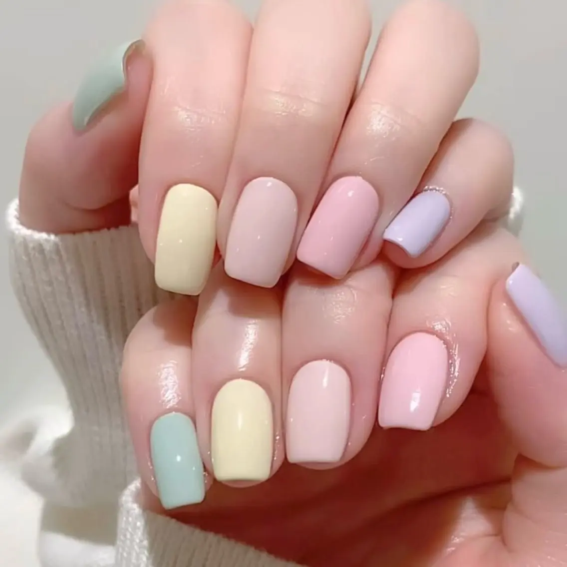 ネイル ジェルネイル 韓国ネイル ワンカラーネイル パステルネイル ショートネイル ハンドネイル ハンドケア Blingg NailStudioのネイルデザイン