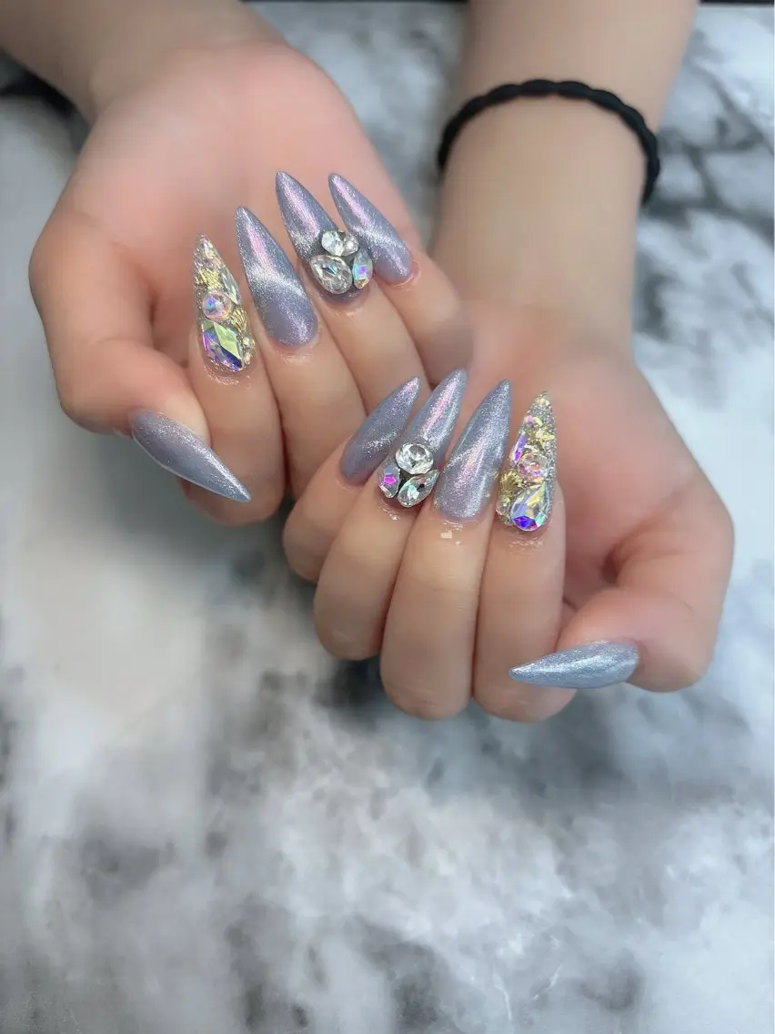 ネイル マグネットネイル ハンドネイル Kayo 💅のネイルデザイン